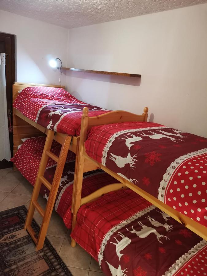 Casa Cinque Funghi A Folgarida Lägenhet Exteriör bild