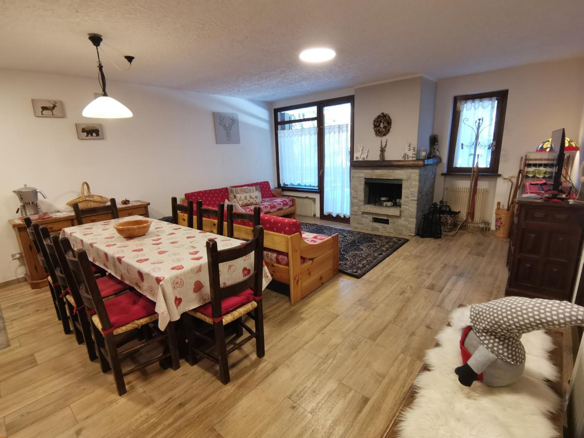 Casa Cinque Funghi A Folgarida Lägenhet Exteriör bild